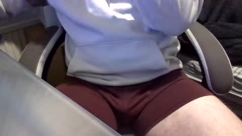 jakieg010 online show from 04-04-26, 01:59