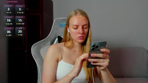 Sofia online show from 05-19-26, 07:58