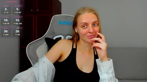 Sofia online show from 05-20-26, 10:54