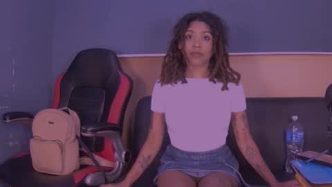 Snapshot of jamaicanbabex chatting on 12-16-24, 09:35 jamaicanbabex online show from 12-16-24, 09:35