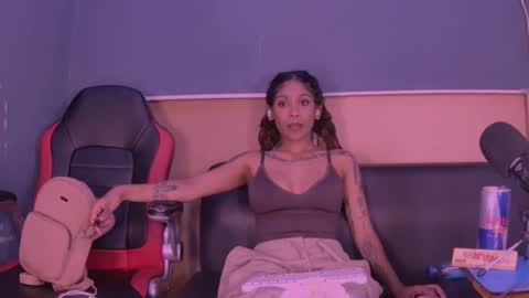 Snapshot of jamaicanbabex chatting on 12-30-24, 03:02 jamaicanbabex online show from 12-30-24, 03:02