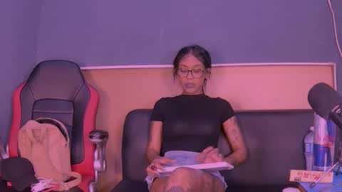 Snapshot of jamaicanbabex chatting on 12-31-24, 09:42 jamaicanbabex online show from 12-31-24, 09:42