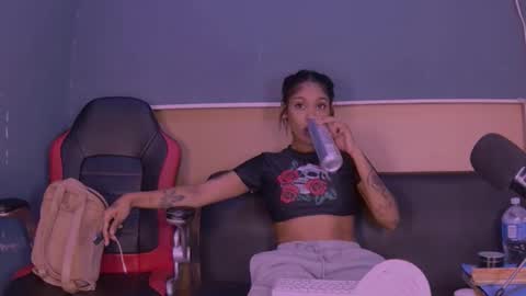 Snapshot of jamaicanbabex chatting on 01-06-25, 10:24 jamaicanbabex online show from 01-06-25, 10:24