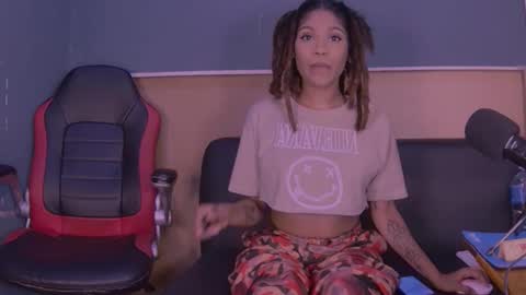 Snapshot of jamaicanbabex chatting on 01-07-25, 09:40 jamaicanbabex online show from 01-07-25, 09:40