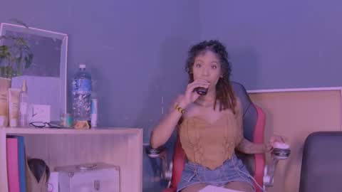 Snapshot of jamaicanbabex chatting on 02-04-25, 10:10 jamaicanbabex online show from 02-04-25, 10:10