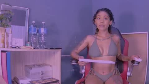 Snapshot of jamaicanbabex chatting on 02-08-25, 01:22 jamaicanbabex online show from 02-08-25, 01:22