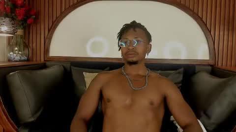 Snapshot of jamalmyst_ chatting on 04-20-26, 07:48 online show from 04-20-26, 07:48