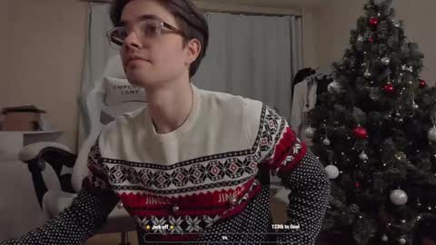 Snapshot of jame_flow chatting on 12-21-24, 11:11 Hey there Im Jame online show from 12-21-24, 11:11