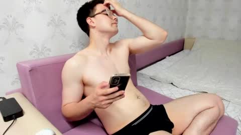 Snapshot of jame_flow chatting on 07-04-26, 07:42 Hey there Im Jame online show from 07-04-26, 07:42