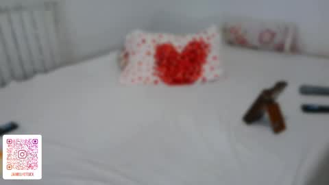 Snapshot of jamelhotsex chatting on 06-01-26, 08:10 hot man sex online show from 06-01-26, 08:10