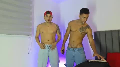 james_and_max online show from 04-27-26, 04:10