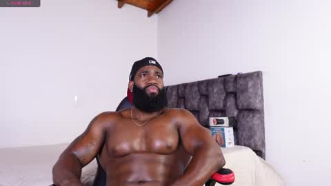 Snapshot of james_bbcmuscle chatting on 07-07-26, 11:03 James BBC online show from 07-07-26, 11:03