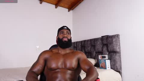 Snapshot of james_bbcmuscle chatting on 07-11-26, 11:35 James BBC online show from 07-11-26, 11:35