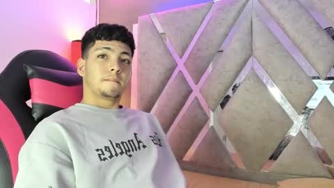 Snapshot of james_hill7 chatting on 11-06-25, 04:13 James Hill online show from 11-06-25, 04:13