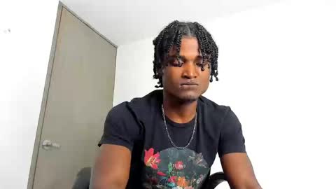 james_makony_1 online show from 01-08-25, 04:12