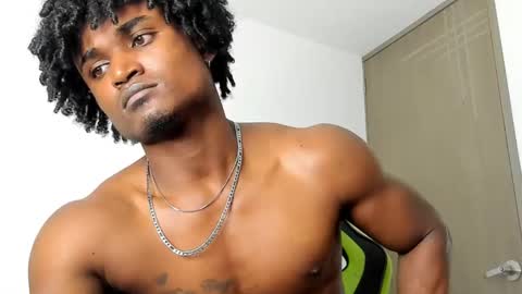 james_makony_1 online show from 02-12-25, 11:51