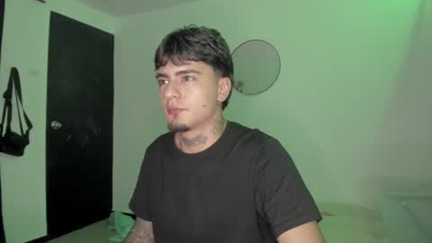 Snapshot of jamesdekker chatting on 07-12-26, 11:18 jamesdekker online show from 07-12-26, 11:18