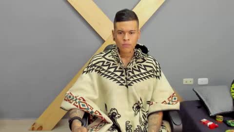 Snapshot of jamesinked_ chatting on 12-23-24, 03:01 Jamesinked online show from 12-23-24, 03:01