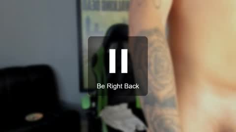 Snapshot of jamesinked_ chatting on 01-29-25, 04:52 Jamesinked online show from 01-29-25, 04:52