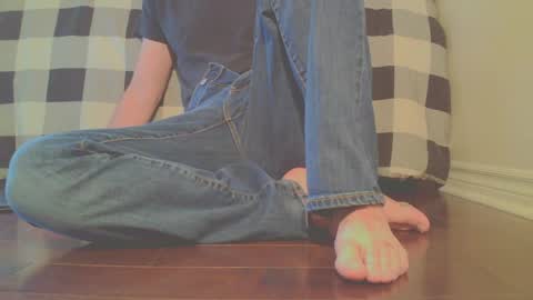 Snapshot of jamesknight57 chatting on 04-06-26, 10:00 James online show from 04-06-26, 10:00