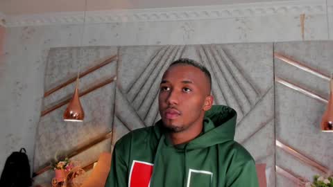 Snapshot of jamesparck chatting on 12-27-24, 12:34 James online show from 12-27-24, 12:34