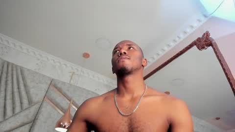 Snapshot of jamesparck chatting on 01-04-25, 03:39 James online show from 01-04-25, 03:39