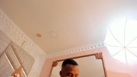 Snapshot of jamesparck chatting on 01-27-25, 06:20 James online show from 01-27-25, 06:20