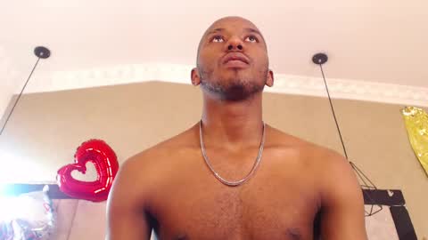 Snapshot of jamesparck chatting on 02-13-25, 04:28 James online show from 02-13-25, 04:28