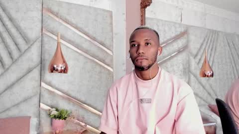 Snapshot of jamesparck chatting on 02-28-25, 12:09 James online show from 02-28-25, 12:09