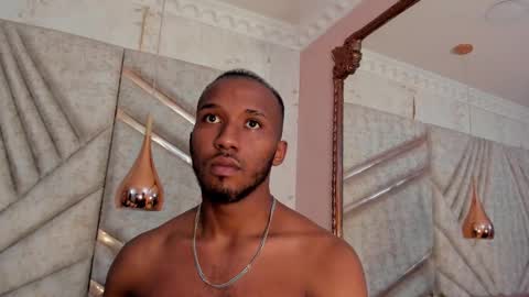 Snapshot of jamesparck chatting on 03-06-25, 07:10 James online show from 03-06-25, 07:10