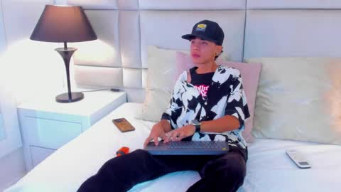 Snapshot of jamess_ford chatting on 01-25-25, 05:51 jamess_ford online show from 01-25-25, 05:51