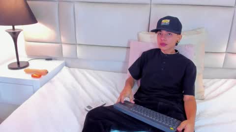 Snapshot of jamess_ford chatting on 01-28-25, 05:56 jamess_ford online show from 01-28-25, 05:56