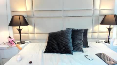 Snapshot of jamess_ford chatting on 02-21-25, 02:17 jamess_ford online show from 02-21-25, 02:17