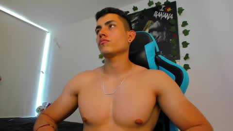 Jamess hott online show from 12-13-24, 05:54