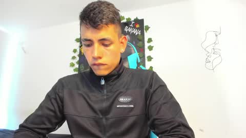 Jamess hott online show from 01-07-25, 07:17