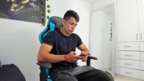 Jamess hott online show from 01-14-25, 01:17