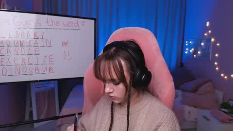 Snapshot of jamie_chung chatting on 02-20-26, 06:19 jamie_chung online show from 02-20-26, 06:19