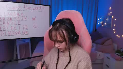 Snapshot of jamie_chung chatting on 02-20-26, 06:26 jamie_chung online show from 02-20-26, 06:26