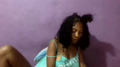 jamila531017 online show from 12-19-25, 08:38