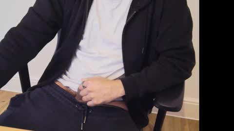 Snapshot of jammyedge chatting on 02-07-25, 09:47 Jammy online show from 02-07-25, 09:47