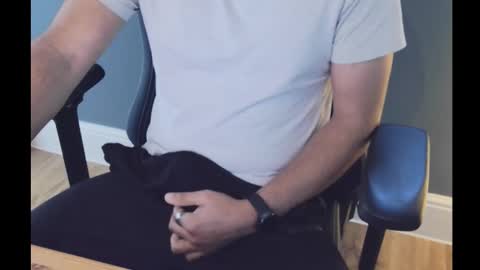 Snapshot of jammyedge chatting on 10-24-25, 10:33 Jammy online show from 10-24-25, 10:33