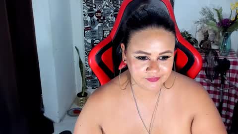 jan_milkhot online show from 12-15-24, 08:04