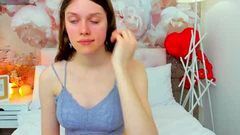 Snapshot of jane__brown chatting on 05-02-26, 12:21 Jane online show from 05-02-26, 12:21