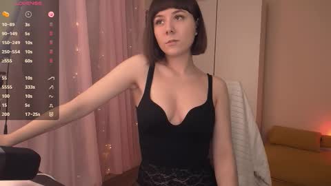 jane_kinn online show from 11-13-25, 04:17