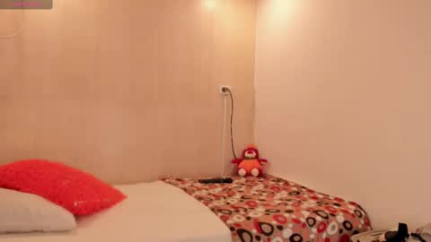 Snapshot of jane_monttgomery chatting on 09-14-25, 01:27 Jane M online show from 09-14-25, 01:27