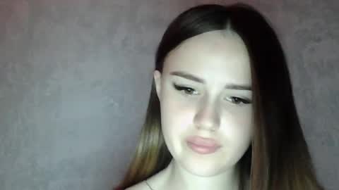 Snapshot of jane_night chatting on 06-18-26, 04:00 Jane online show from 06-18-26, 04:00