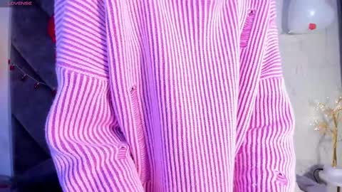 Snapshot of jane_pearl chatting on 02-20-25, 09:22 Jane online show from 02-20-25, 09:22