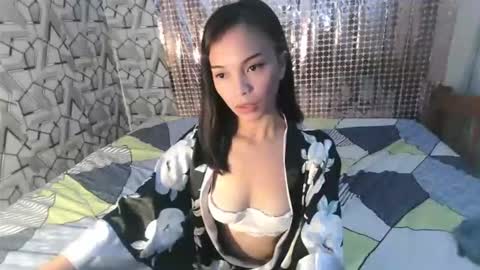 janeliciouse online show from 11-25-25, 06:08