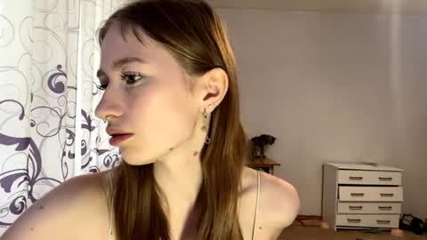 Snapshot of janenegearhart chatting on 05-27-26, 03:31 Kate online show from 05-27-26, 03:31