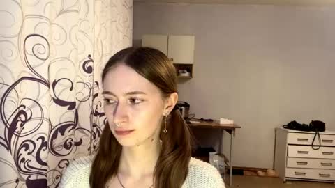 Snapshot of janenegearhart chatting on 06-04-26, 11:22 Kate online show from 06-04-26, 11:22